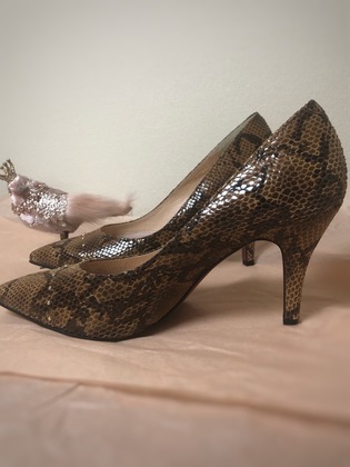 その靴、バッグ、服は自分を奮い立たせてくれていますか？